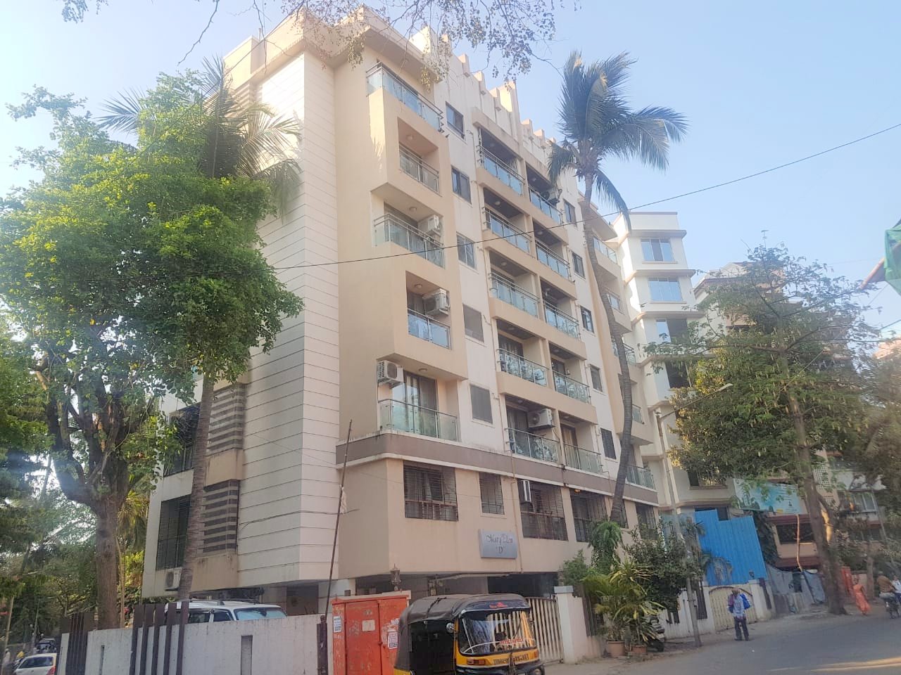 Main - Mary Ellen, Andheri West